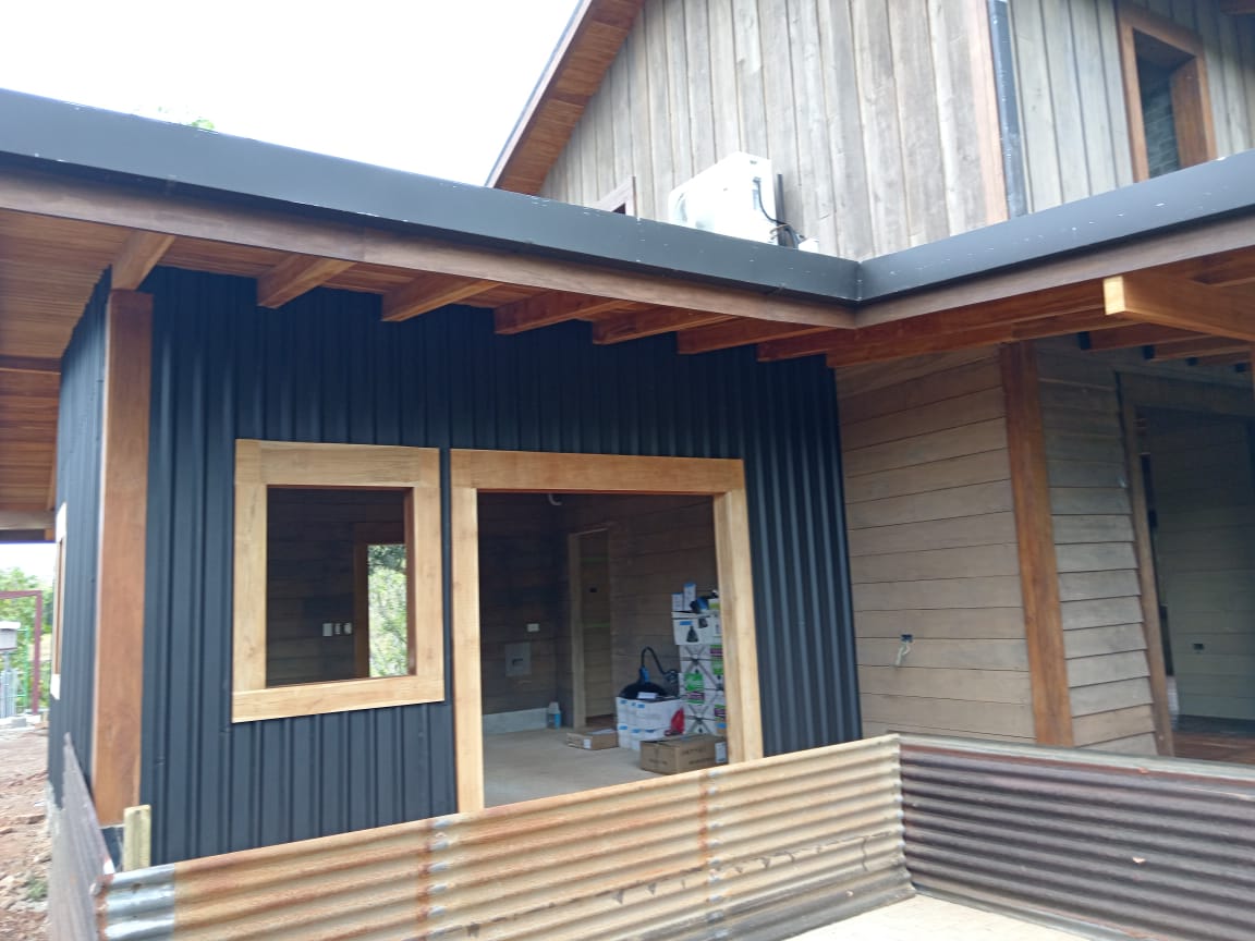 Proyecto de canoas y forro metálico